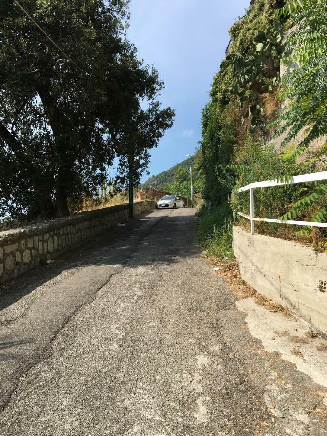 Ruderi Cetara Exterior foto